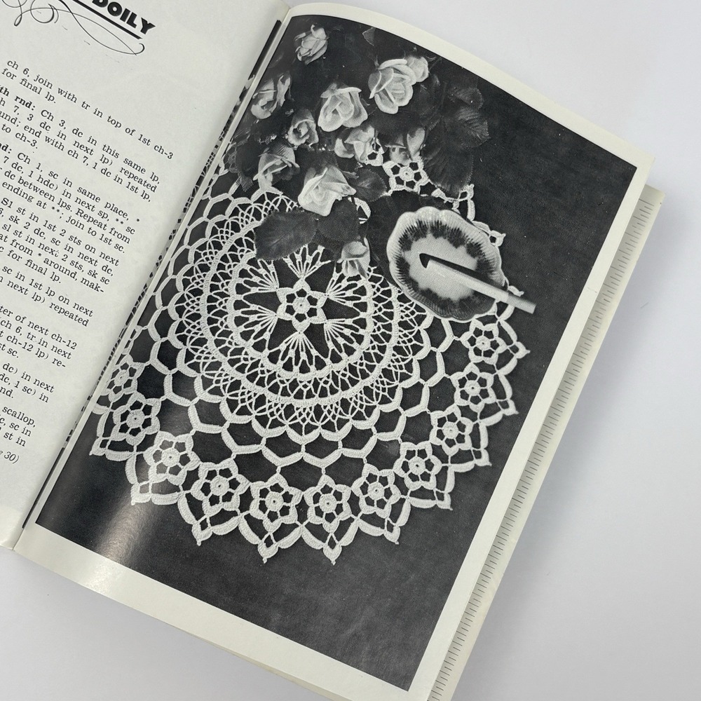 Vintage Lily Design Book Doilies Crochet Pattern Booklet No. 208 HTF Rare - Picture 5 of 9